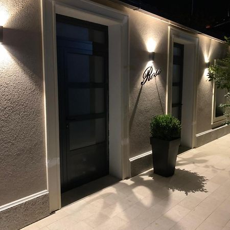 Rose Downtown Apartment Podgorica Exterior photo
